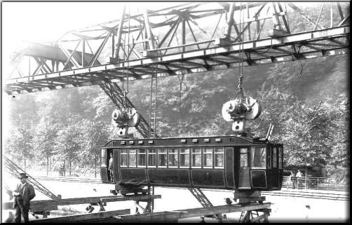 wuppertal_schwebebahn_1899 Bild: wuppertal_schwebebahn_1899